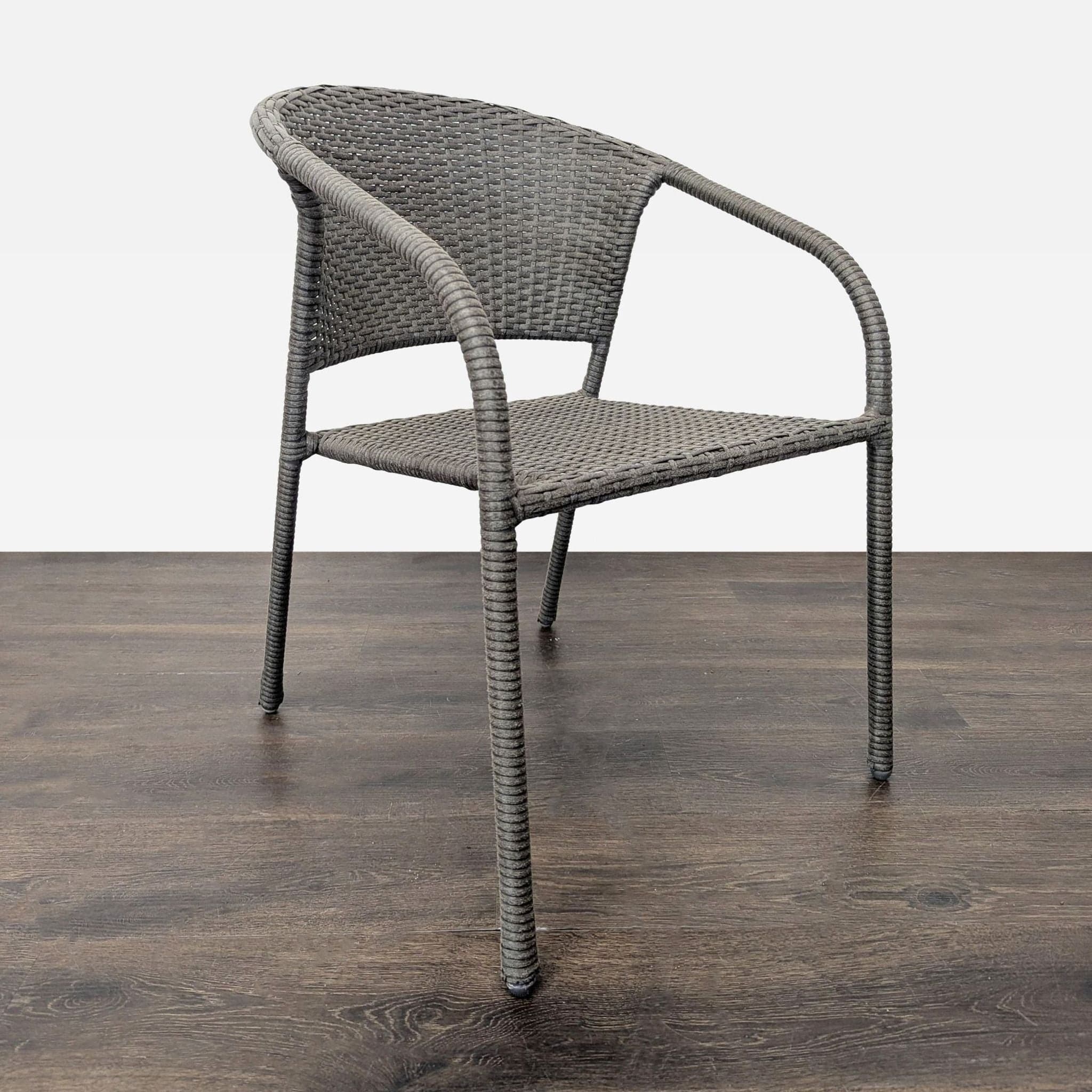 Set of 4 Woven Stackable Patio Chairs - Thumbnail 4