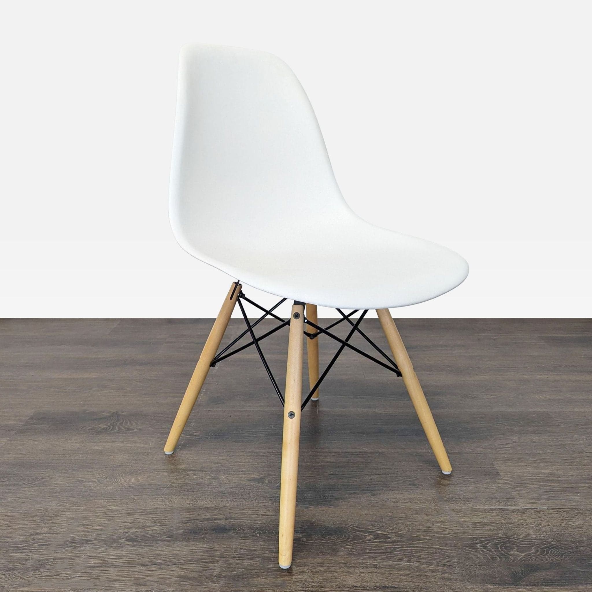 Set of Six Herman Miller Eames Molded Plastic Side Chairs - Thumbnail 3