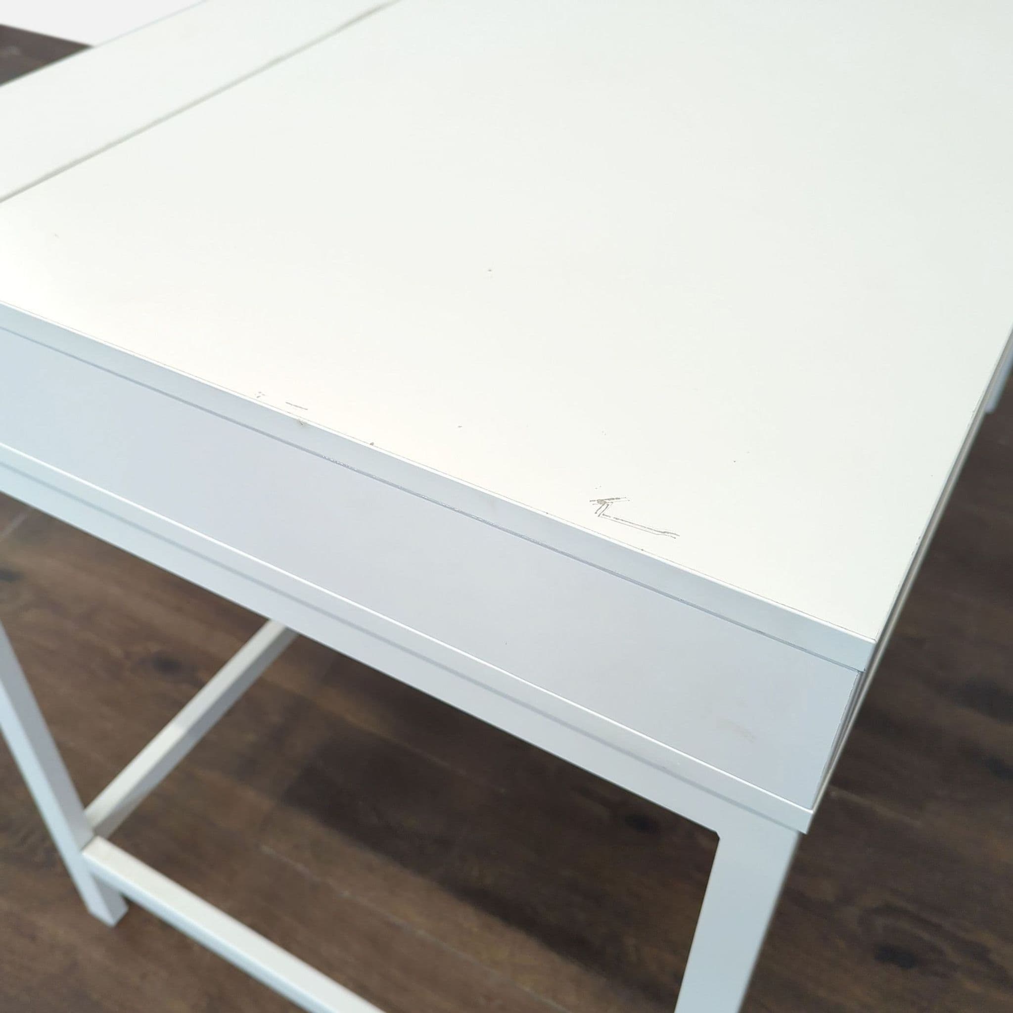 Modern White Desk with Two Drawers and Hidden Storage - Thumbnail 6