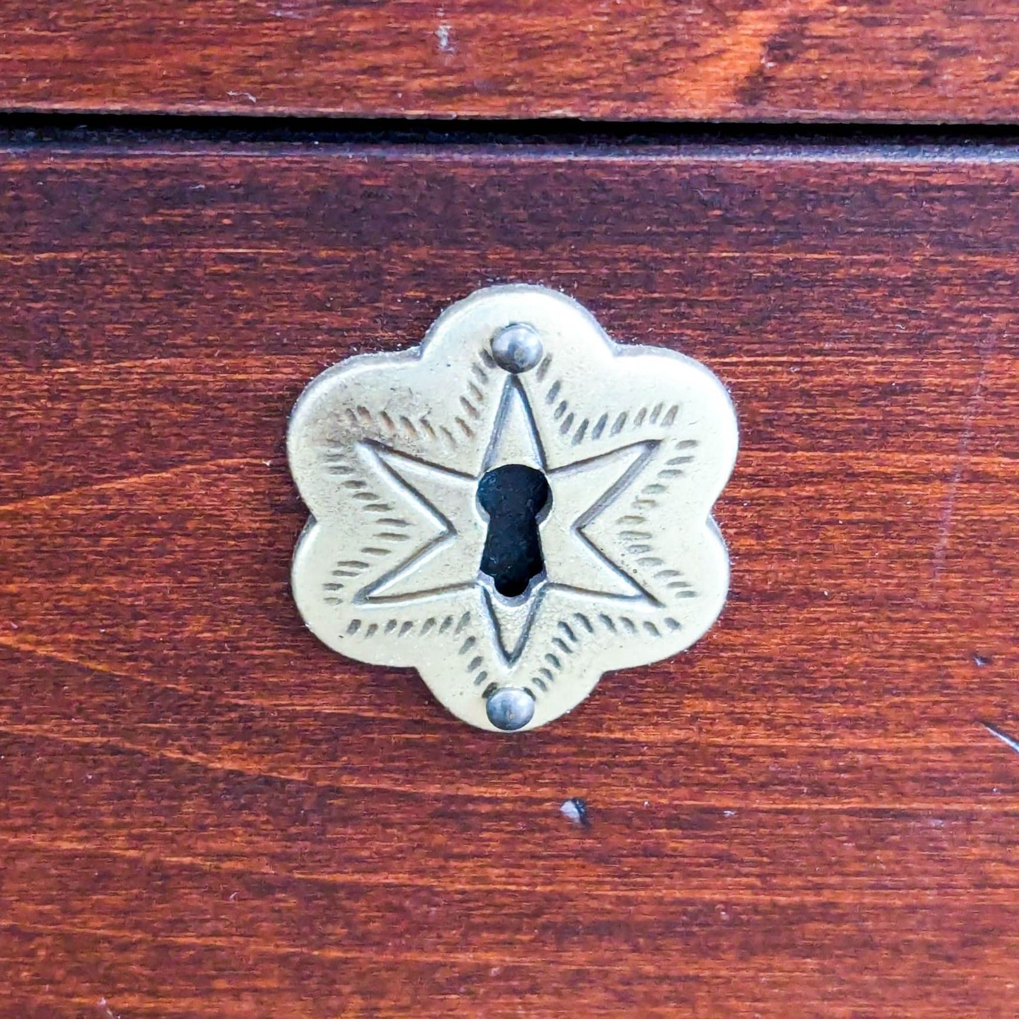 Ethan Allen Daryn Chest - Thumbnail 8
