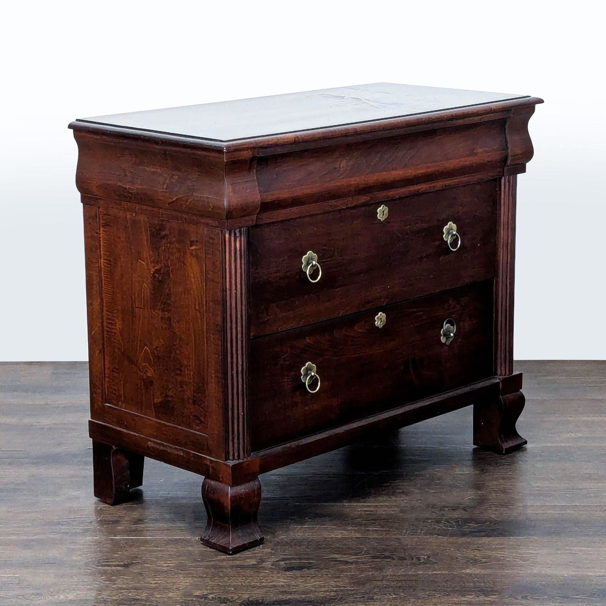 Ethan Allen Daryn Chest - Thumbnail 3