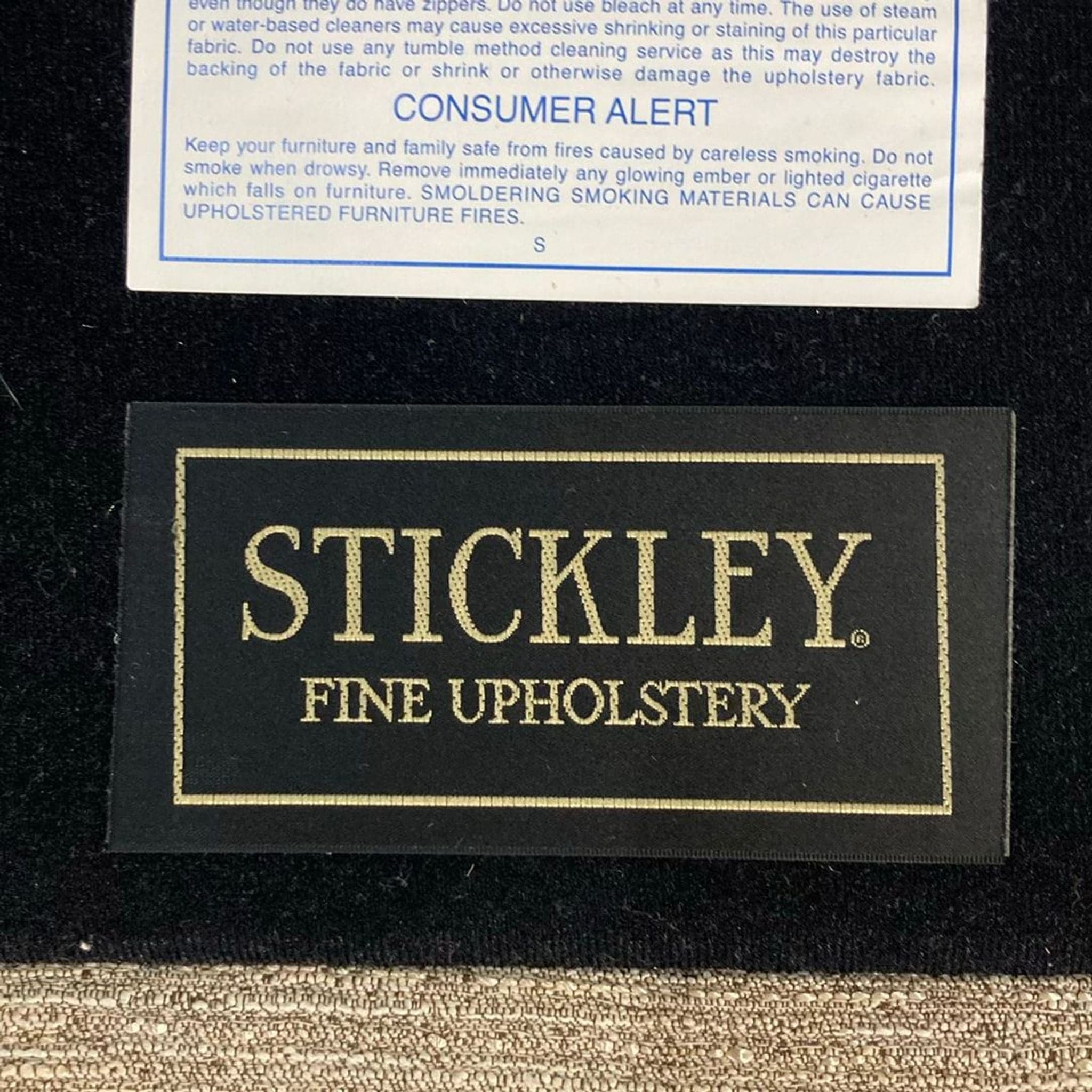 Stickley 3-Seat Sofa in Light Beige Fabric with Cushions - Thumbnail 4