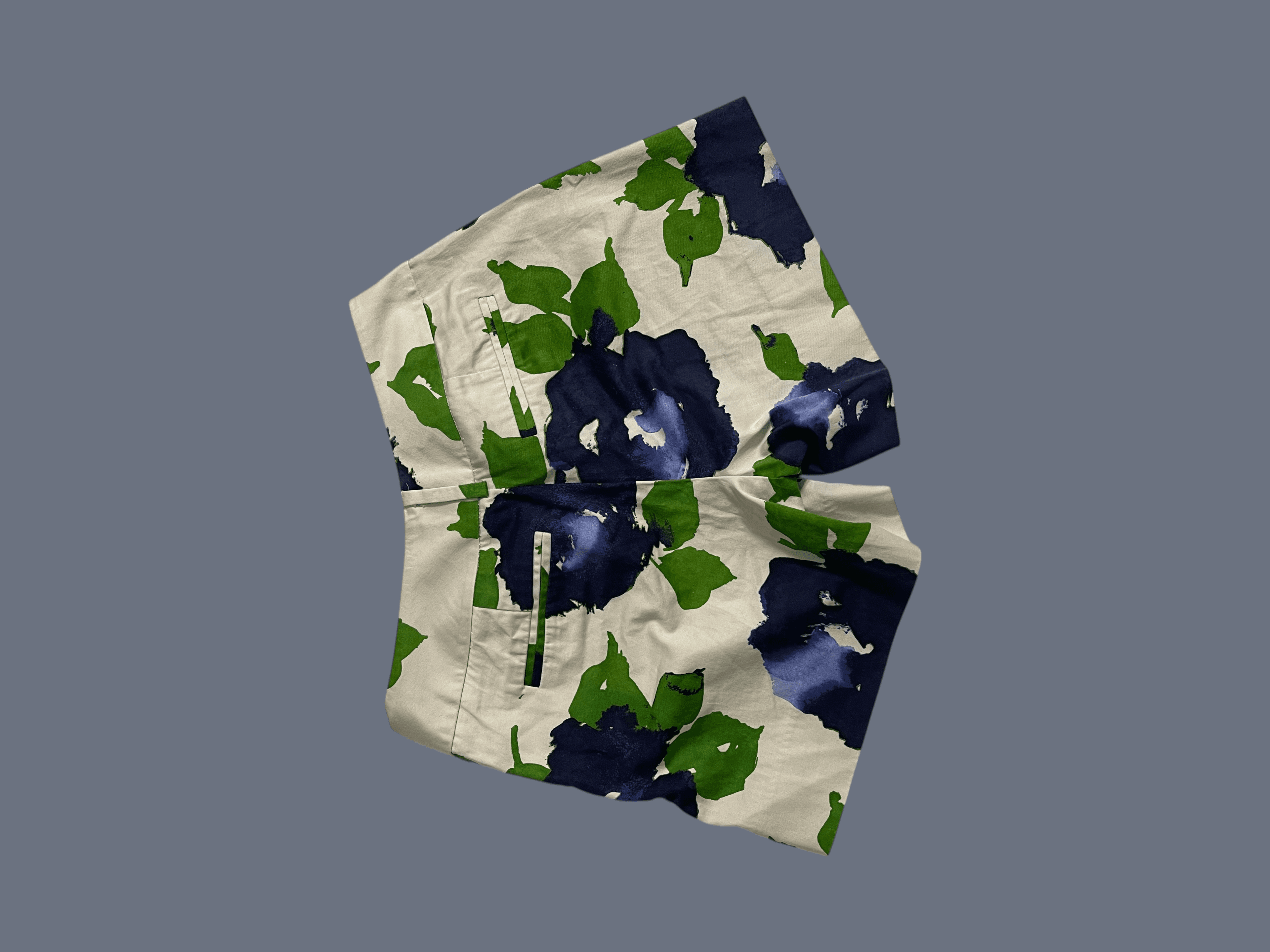 Outback Red Women’s Floral Shorts - Thumbnail 7