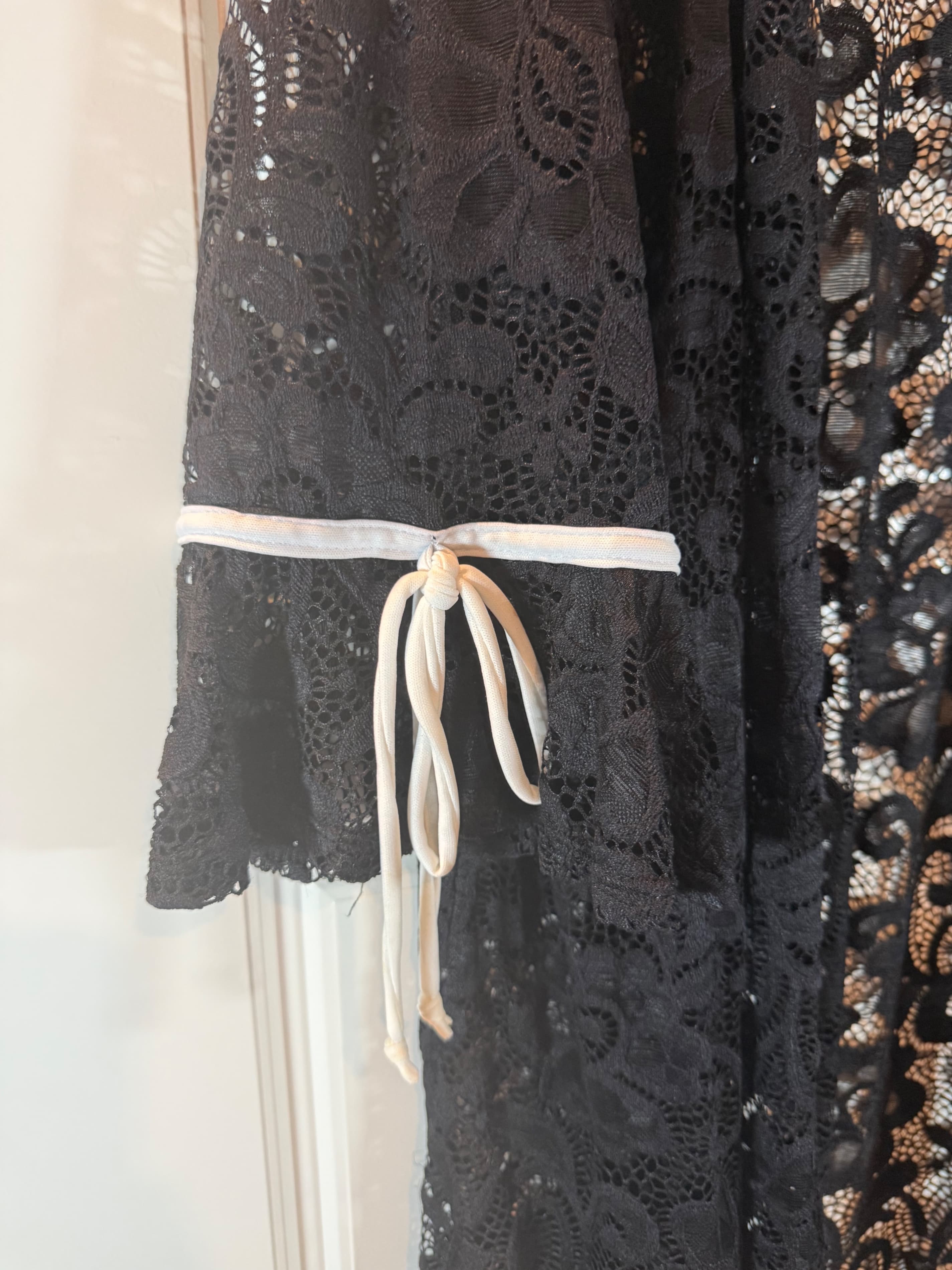 Onyx Black Lace Kimono with Ribbon Detail - Thumbnail 2