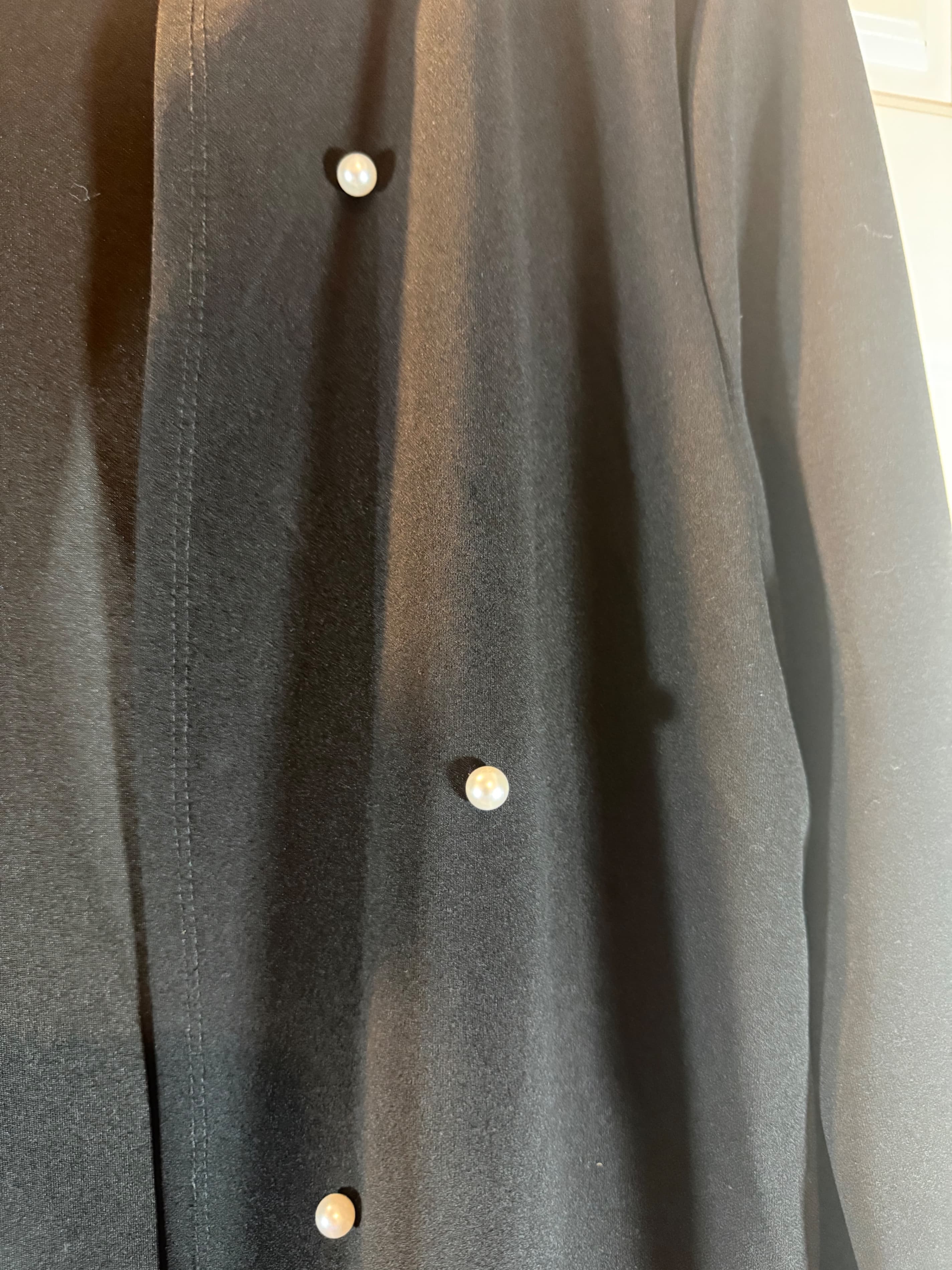 Black Longline Coat with Pearl Buttons - Thumbnail 2