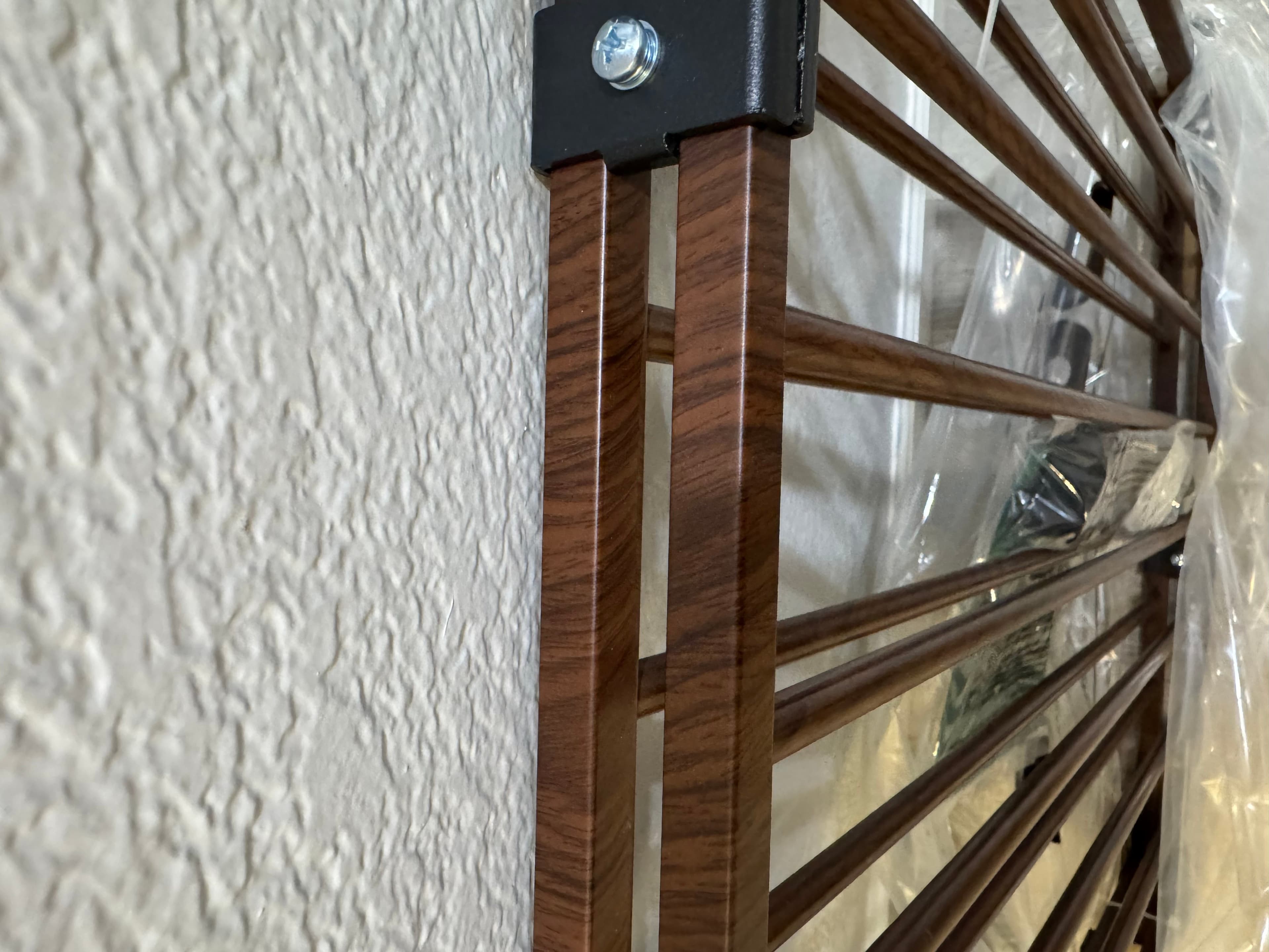 Wood grain pattern metal Baby Gate No Threshold Bar Easy Pass - Thumbnail 8