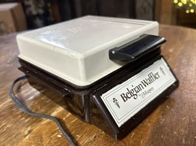 Vintage Retro Kitchen Belgian Waffler by Munsey Single Waffle Maker BW-2.  500W. - Thumbnail 4