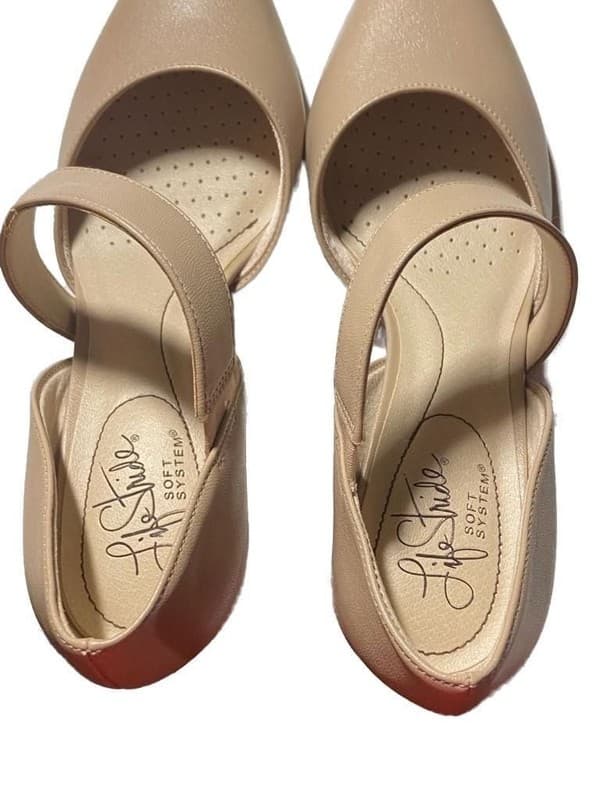 LifeStride Suki Soft System Asymmetric Strap Pumps Taupe - Thumbnail 4