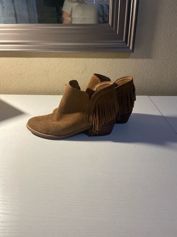 Lucky Brand Freedah Brown Suede Fringe Western Ankle Booties - Thumbnail 3