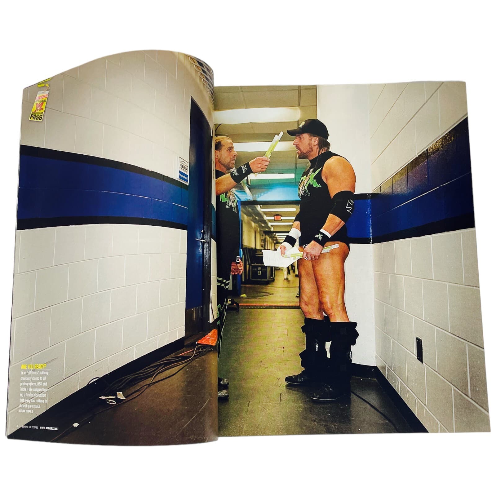WWE Magazine Back Stage All Access Behind The Scenes Special Issue 2009 - Thumbnail 4