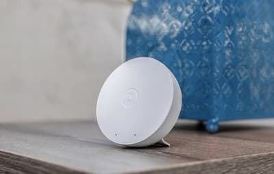 Airthings 2928 Wave Mini Smart Indoor Air Quality Monitor w/ Mold-Risk Indicator - Thumbnail 3