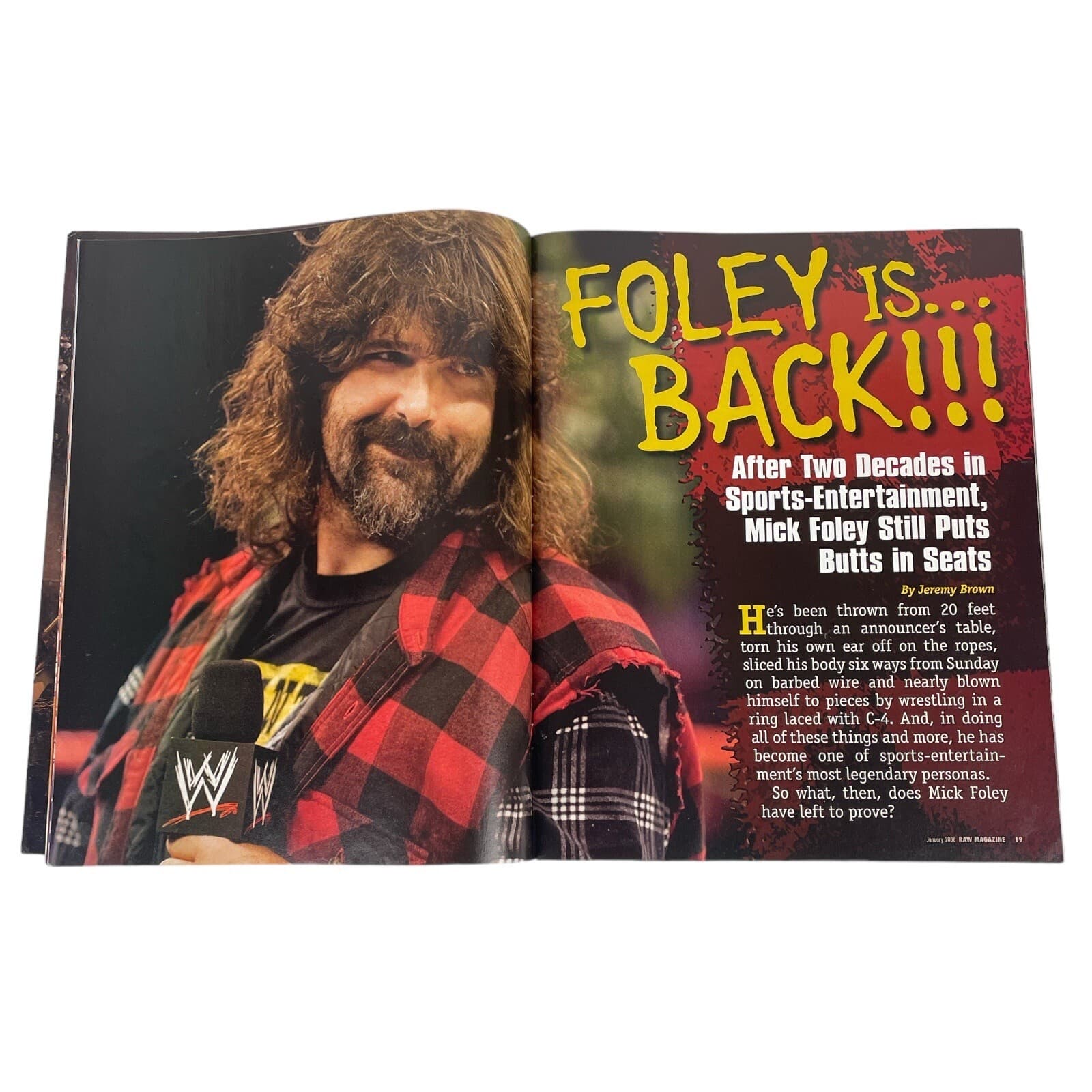 Mick Foley Billy Graham WWE Raw Magazine Jan 2006 McMahons Royal Rumble Divas - Thumbnail 8