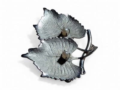 Vintage Carl-Art Sterling Twin Aspen Leaves Brooch w/ 2 Cultured Pearls 1940s - Thumbnail 3
