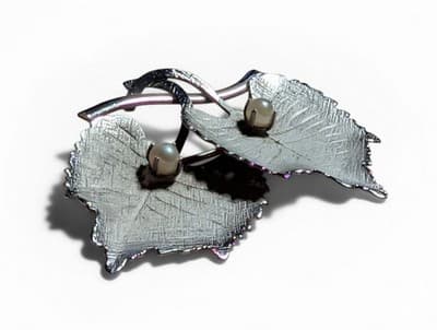 Vintage Carl-Art Sterling Twin Aspen Leaves Brooch w/ 2 Cultured Pearls 1940s - Thumbnail 4