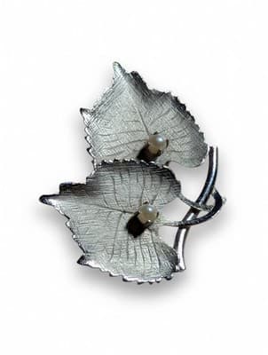 Vintage Carl-Art Sterling Twin Aspen Leaves Brooch w/ 2 Cultured Pearls 1940s - Thumbnail 2