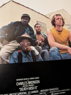 Original 1982 Death Wish II Lobby Card Charles Bronson Vigilante Gang Scene - Thumbnail 2