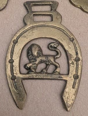 Vintage Set of 5 English Horse Brasses -Made in England - Thumbnail 4