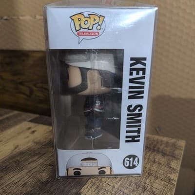 Funko POP Television – Kevin Smith #614 Secret Stash 20th Anniversary Exclusive - Thumbnail 2