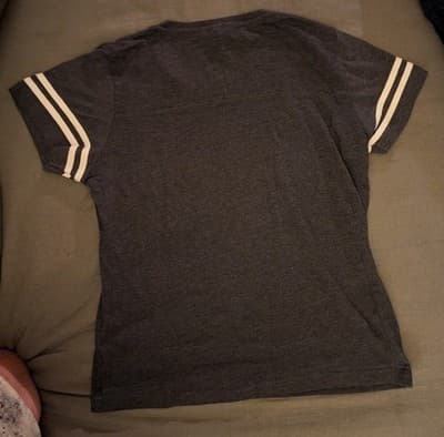 Foo Fighters Women’s Skeleton Graphic Tee Gray Striped Sleeve Band Shirt Size S - Thumbnail 2