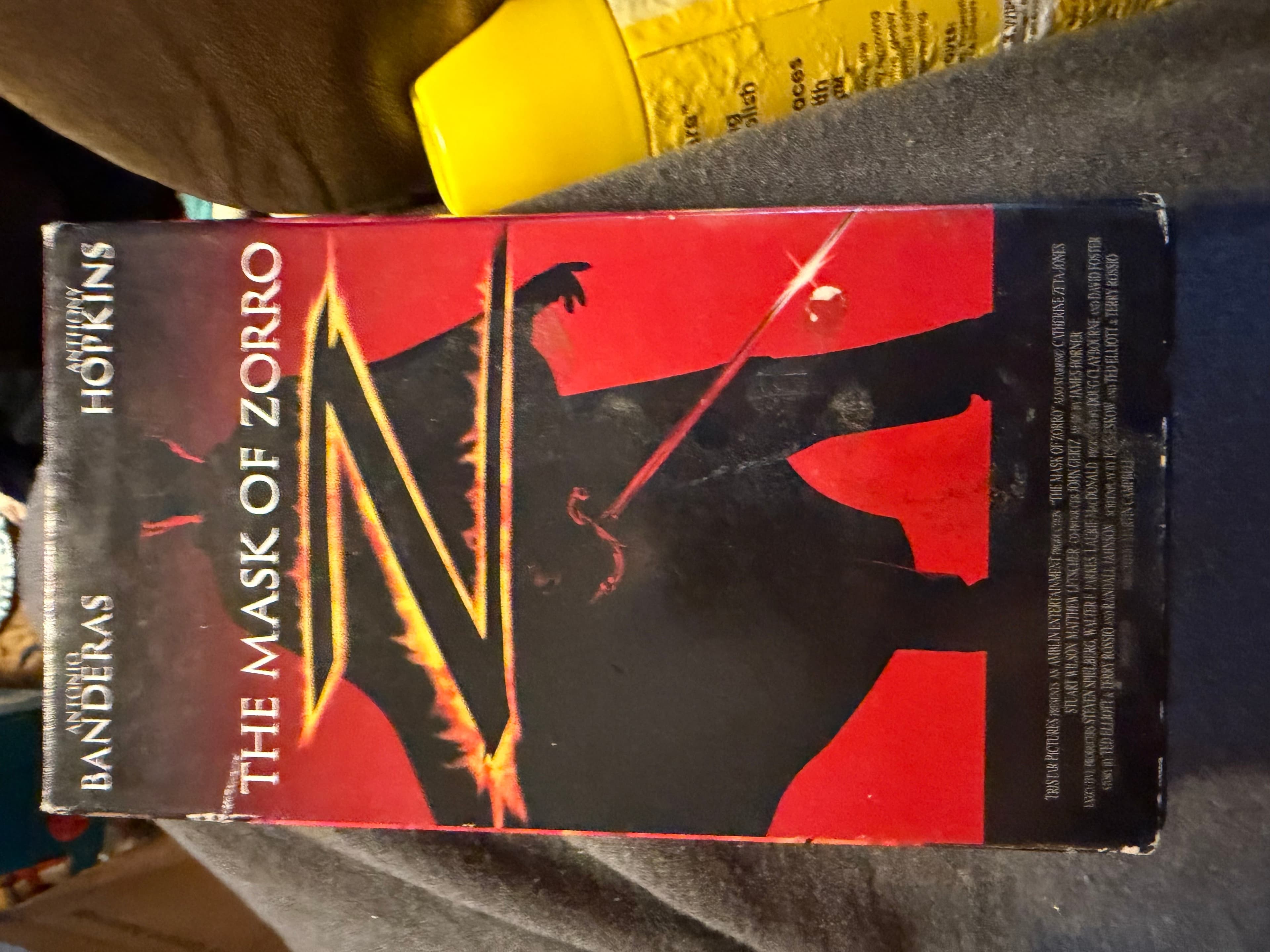 Columbia TriStar The Mask of Zorro VHS 1998 Home Video - Thumbnail 3