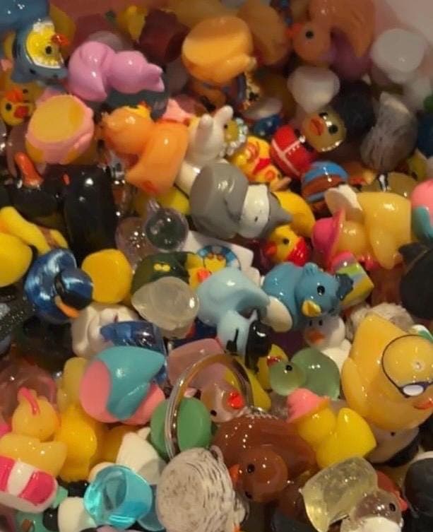 MYSTERY SCOOP - Mini Resin Ducks | Cruise Ducks, Jeep Ducks, Fairy Garden Miniatures | Random Mix, No Duplicates - Thumbnail 3