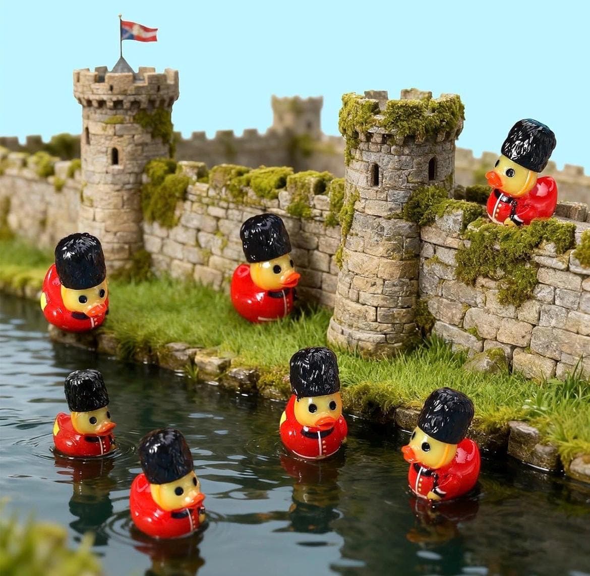 Set of 8 Mini Guard Ducks – British Soldier Resin Collectibles (Approx. 1 Inch) - Thumbnail 3