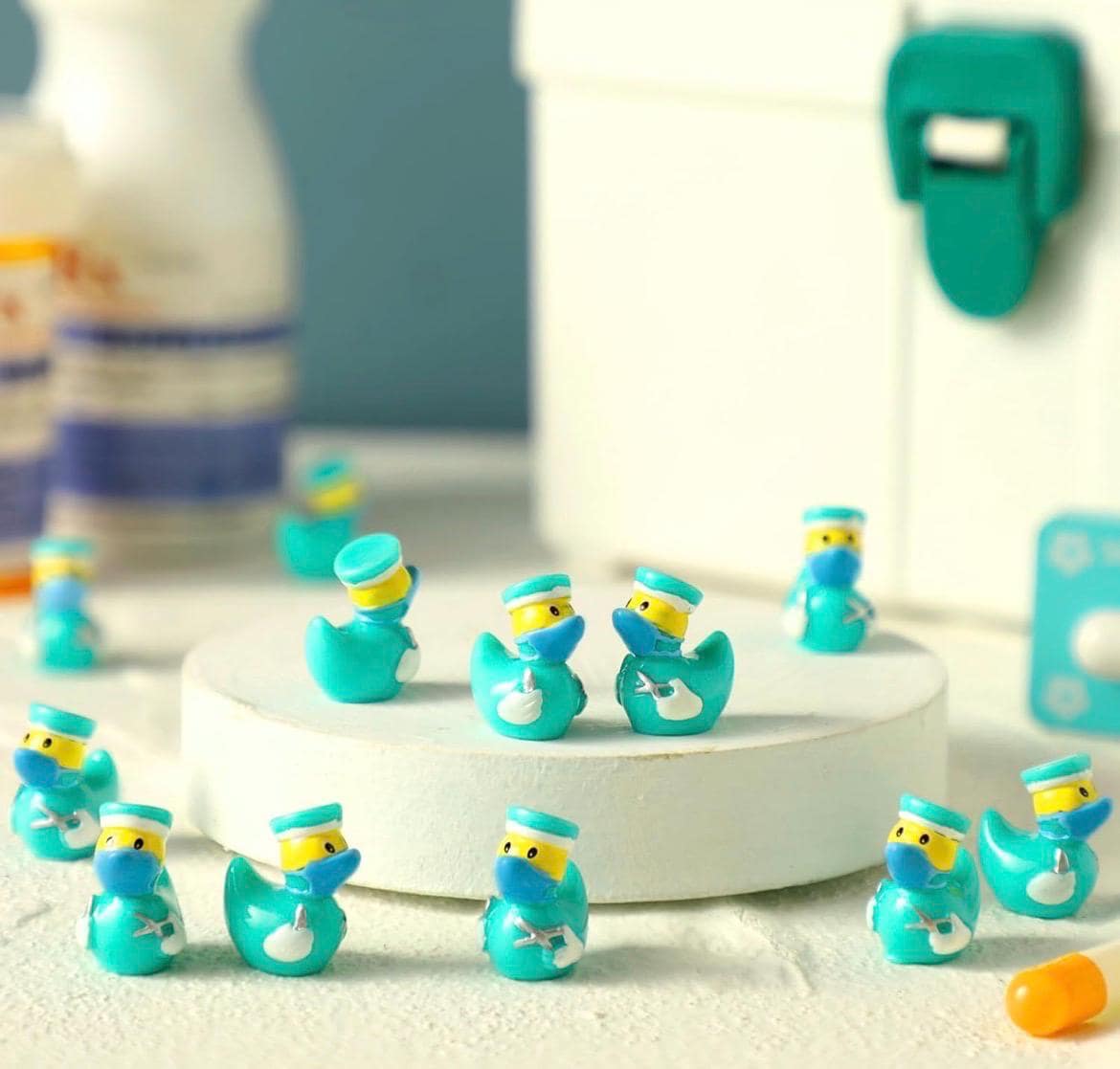 5pc Mini Doctor Resin Ducks, Resin Rubber Duck Set, Medical Ducks, Healthcare Gift, Party Favors, Jeep Ducks, Cruise Ducks - Thumbnail 4