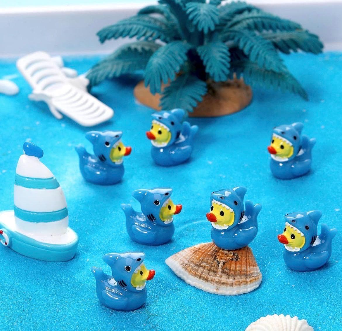 5pc Mini Shark Ducks Set, Small Resin Shark Duck Figurines, Cruise Ducks, Jeep Ducks, Tiny Ocean Ducks for Crafts Gifts Party Favors - Thumbnail 4