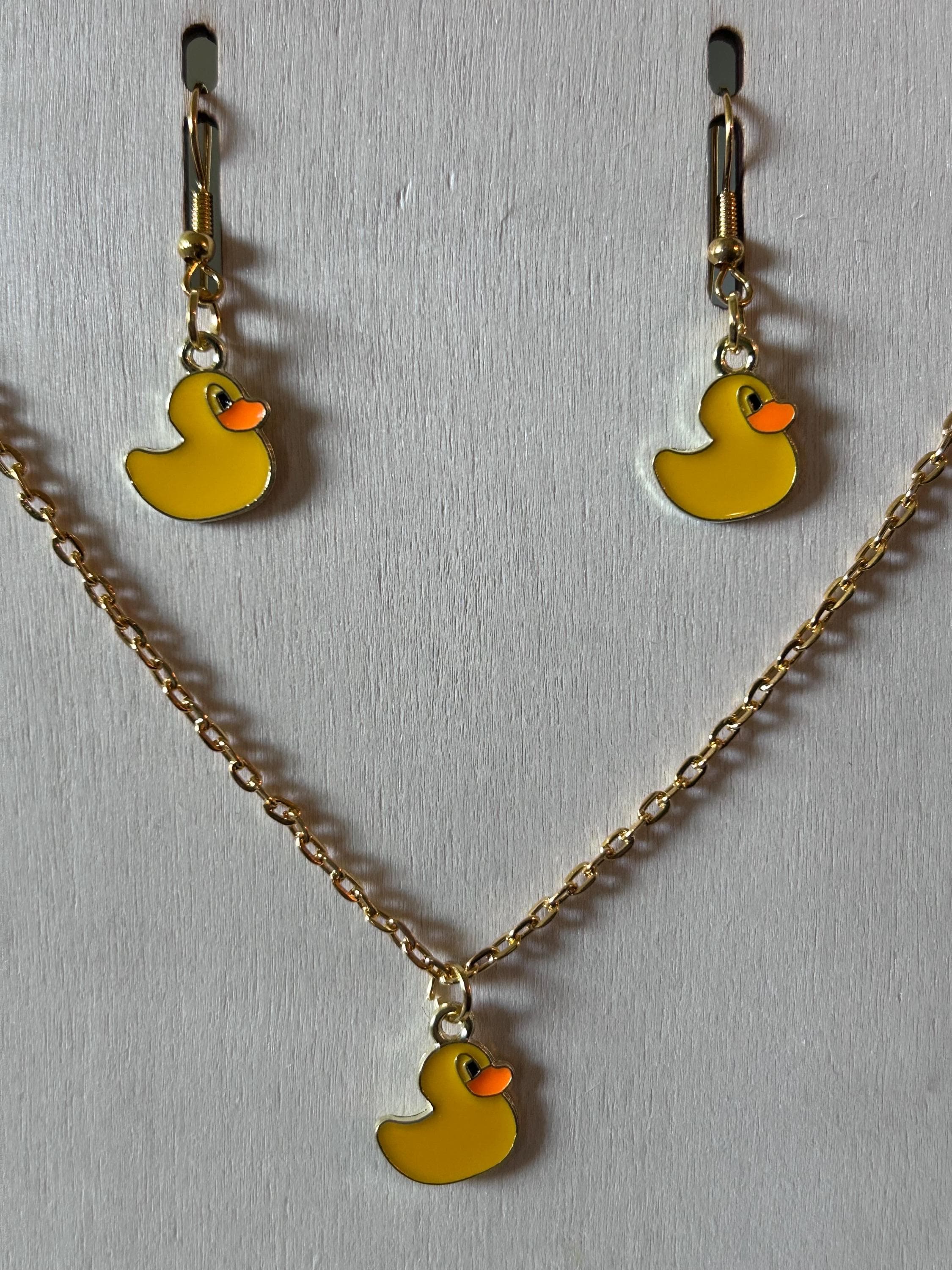 Gold Tone Rubber Duck Necklace and Earrings Set – Enamel Charm Jewelry (3 Piece) - Thumbnail 7