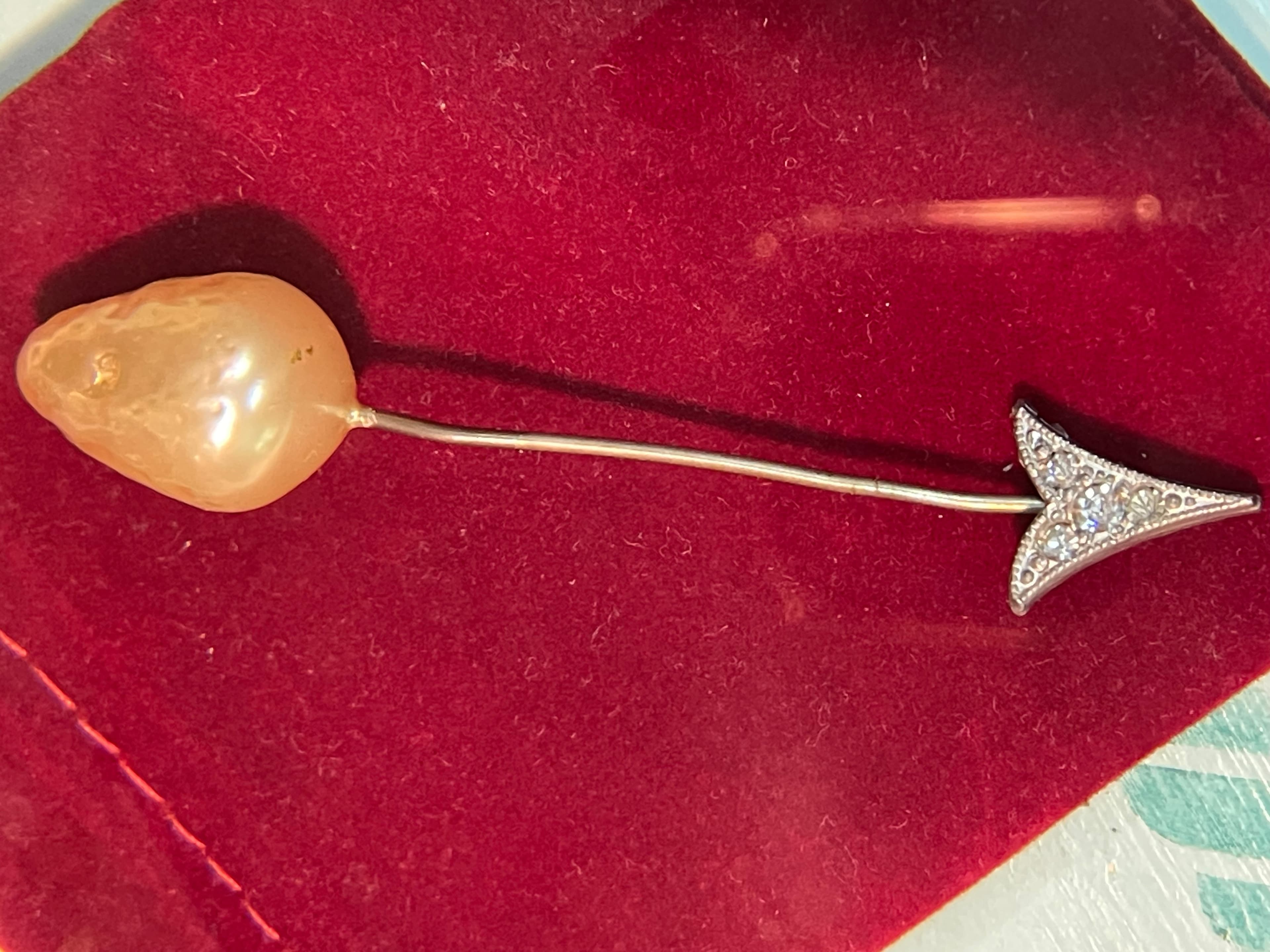 Vintage Pearl & Crystal Hat/Lapel Pin - Image 1