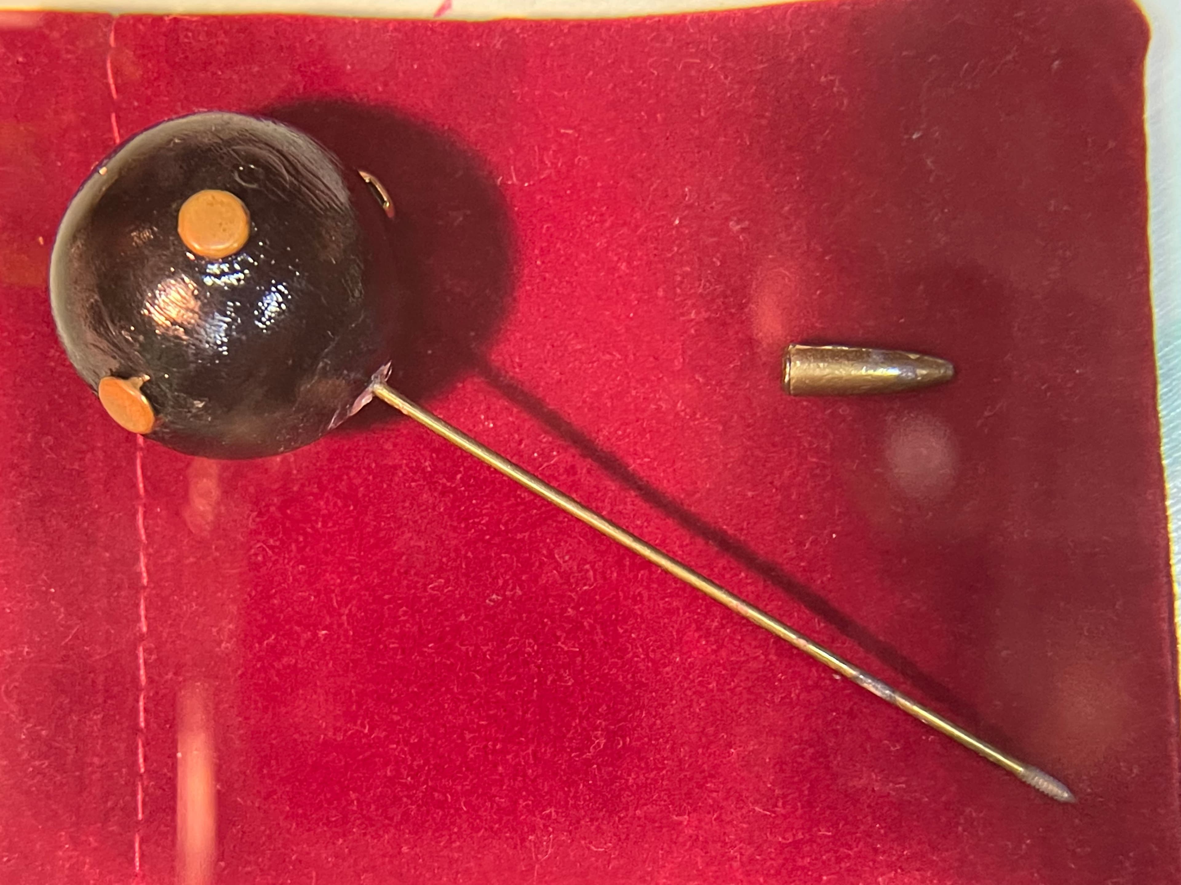 Vintage Art Deco Round Hat/Lapel Pin - Image 1