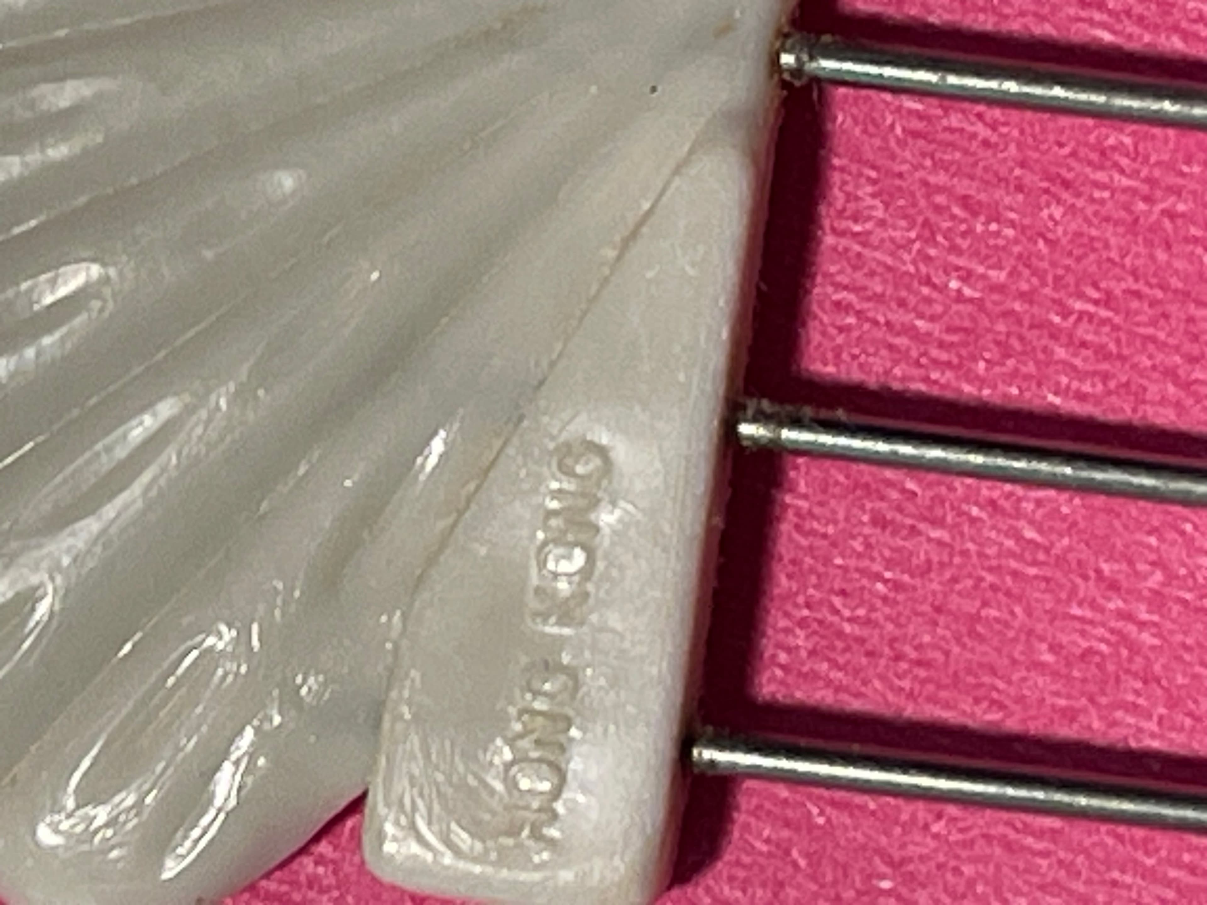 Vintage Mid Century Clamshell-Shaped Hair Pin - Thumbnail 5