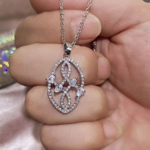The Vintage Pendant with cubic zirconia in silver - Thumbnail 3