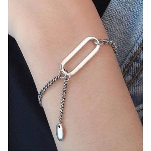 The Dainty Dangle chain bracelet. Lobster clasp - Thumbnail 2