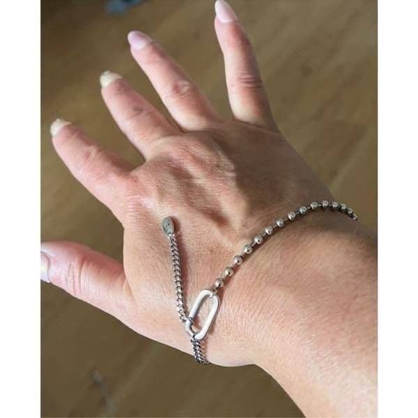 The Dainty Dangle chain bracelet. Lobster clasp - Thumbnail 3