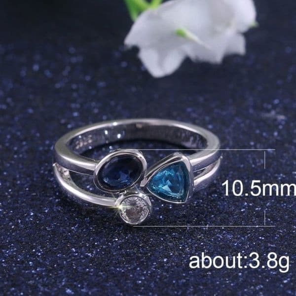 The Shades of blue ring in 925 silver and lab created gem stones sz 8 - Thumbnail 4