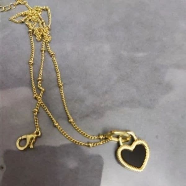The Two Faced Heart Black/White Shell Pendant Necklace Gold over 925 - Thumbnail 10