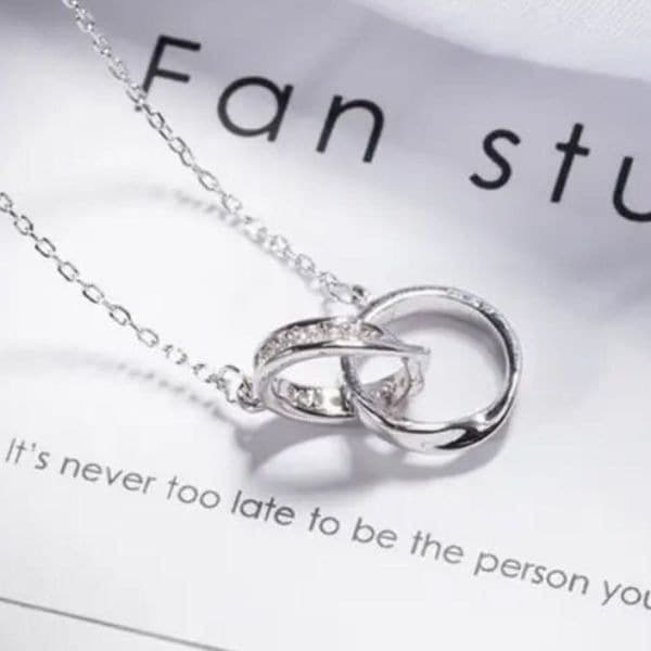 The Cuffing Season Charm Necklace in 925 silver - Thumbnail 4