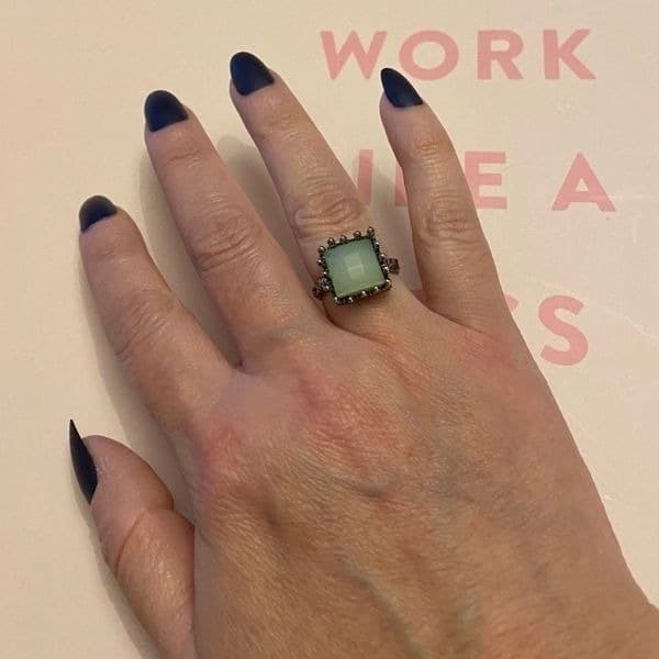 The Game Of Thrones 925 Silver Vintage inspired Peridot ring sz 6 - Thumbnail 4