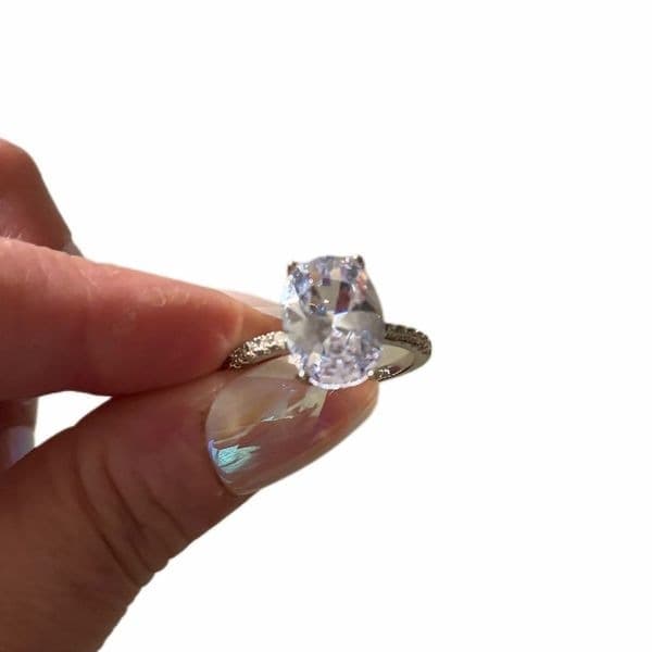 Marry Me Oval 2 Carat 925 silver and lab created diamonds sz 9 - Image 1