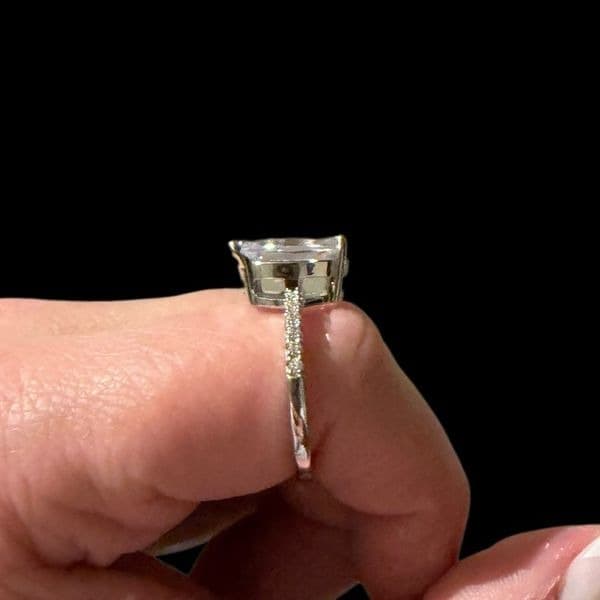 Marry Me Oval 2 Carat 925 silver and lab created diamonds sz 9 - Thumbnail 8