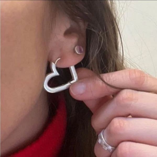 The Statement Heart earrings hoop huggie in 925 silver - Thumbnail 2