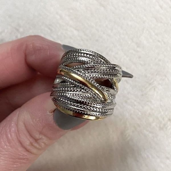The Designer 2 Tone 925 Silver Statement Ring sz 9 - Thumbnail 5