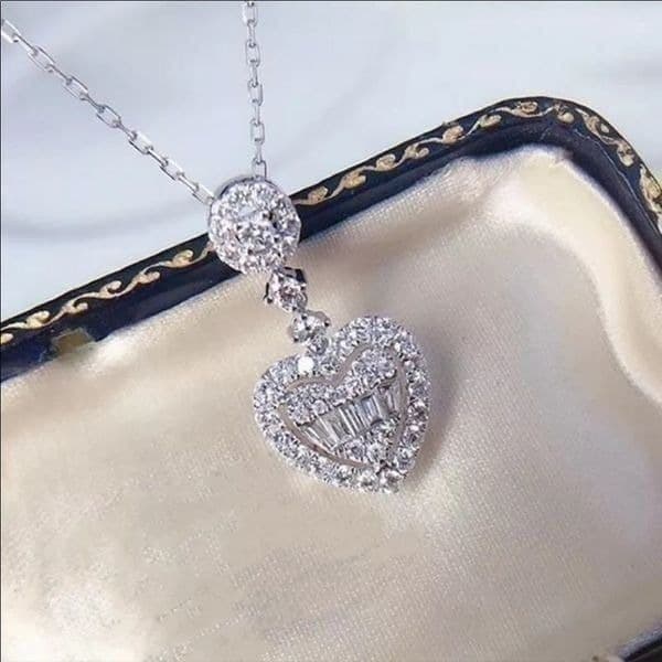 The Exquisite Heart pendant in cubic zirconia and 925 - Thumbnail 3