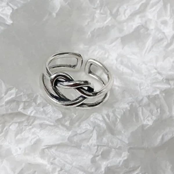 The Infinity Wire adjustable Ring in 925 Silver - Thumbnail 3