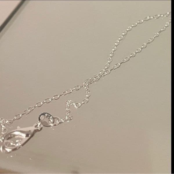 The Triple Crown pendant charm necklace in 925 and cubic zirconia - Thumbnail 7