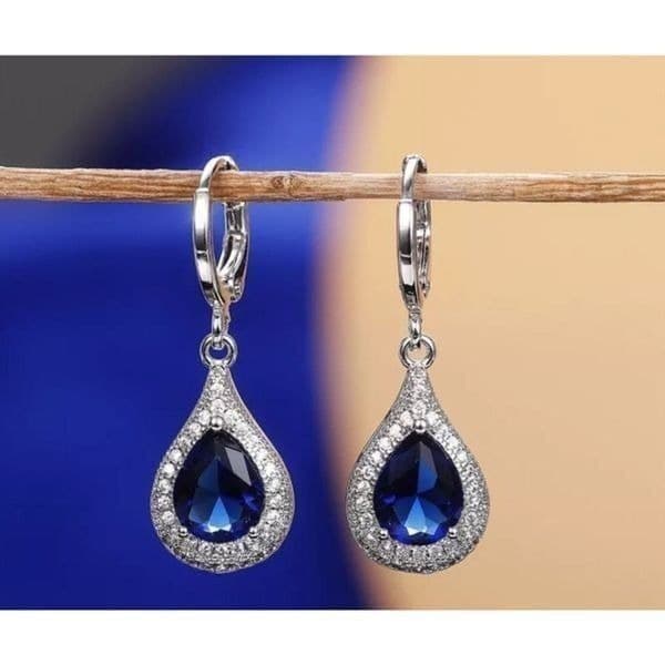 The Heirloom Blue Drop earring 925 and sapphire - Thumbnail 3