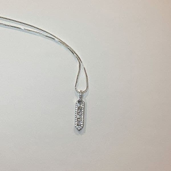 The Empire Estate inspired 925 White Sapphire Pendant necklace - Thumbnail 5