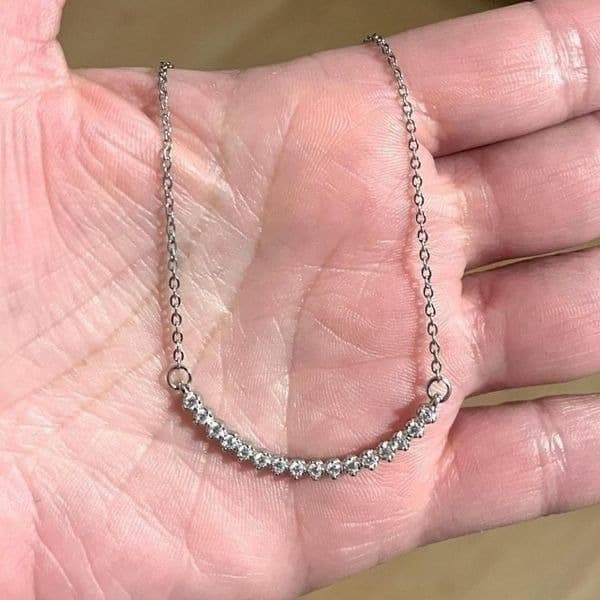 The Minimalist White sapphire heart and sterling necklace - Thumbnail 4