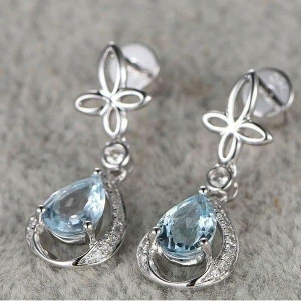 The Blue Tear Drop Earrings in 925 silver and cubic zirconia - Thumbnail 7